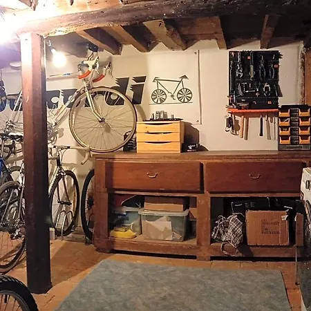 Velo Ariege Pyrenees Bed and breakfast 3*
