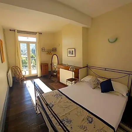 Velo Ariege Pyrenees Bed and breakfast 3*